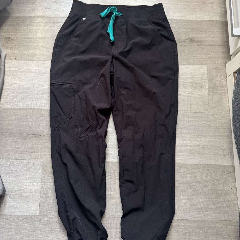 Figs black joggers